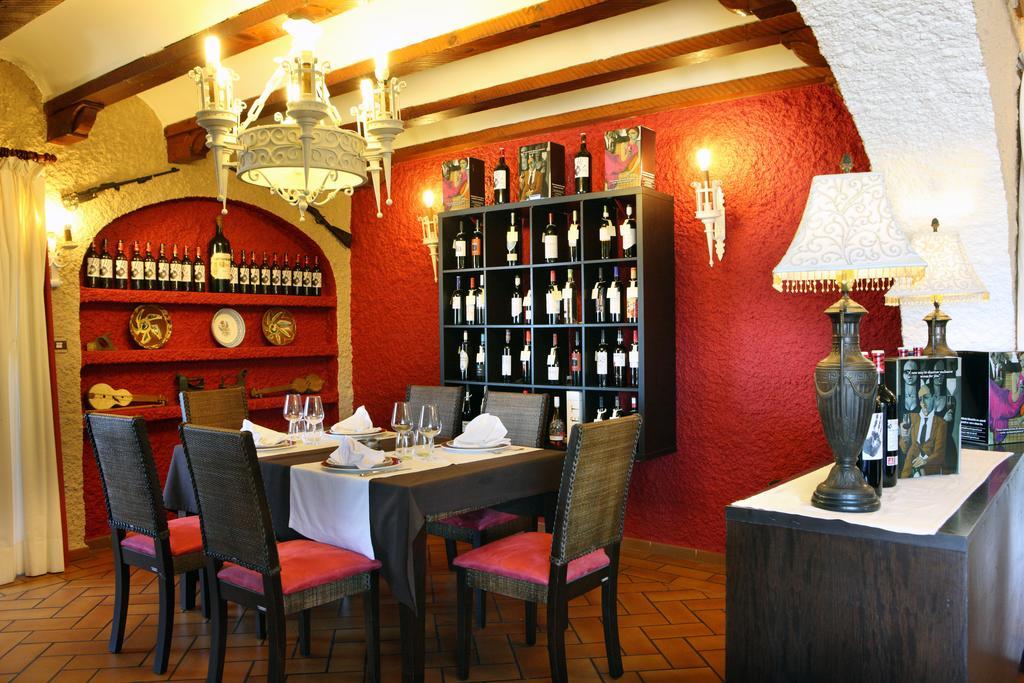 Hotel Restaurante Risco Laredo Dış mekan fotoğraf