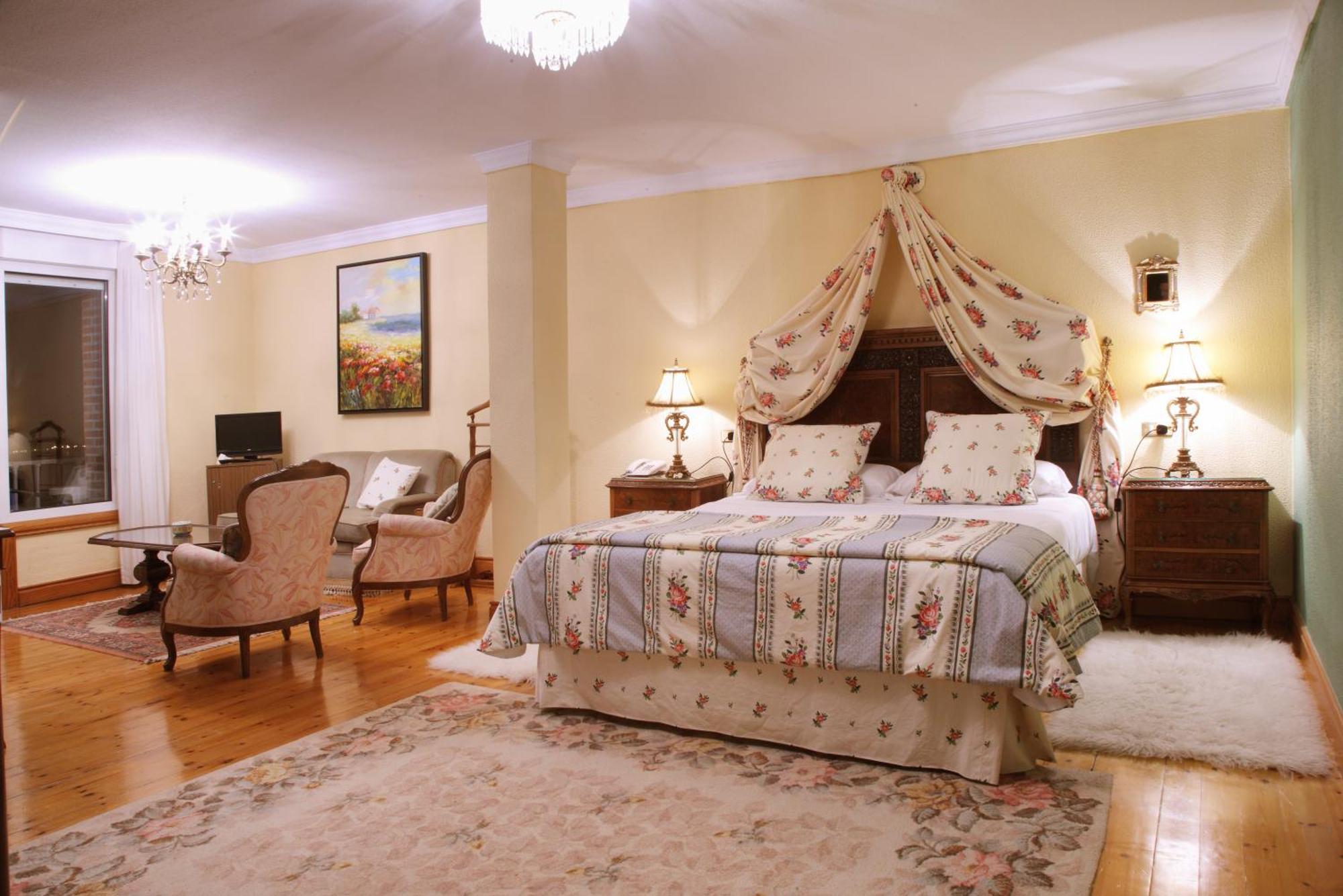 Hotel Restaurante Risco Laredo Dış mekan fotoğraf